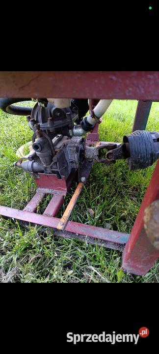 Opryskiwacz 400 l 12 m stan Kominki