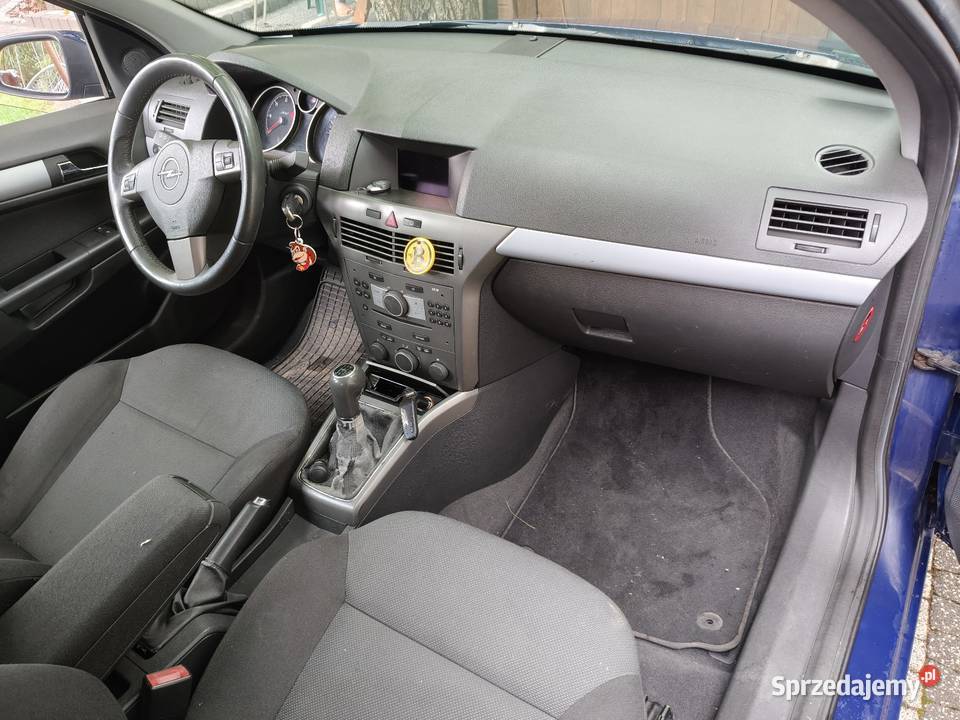 OPEL ASTRA H 17 Radom sprzedam