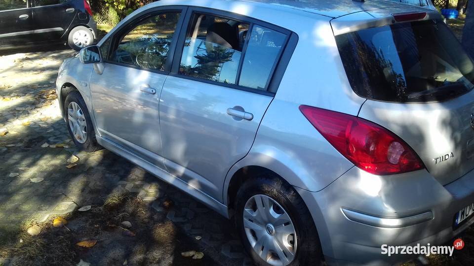 Nissan Tiida 162012