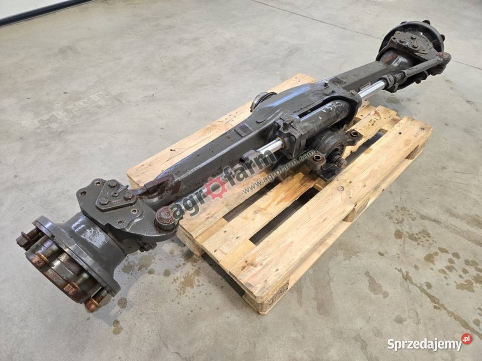 Przedni most Claas Arion 410 420 Carraro 2019 Układ kierowniczy i oś przednia Byków