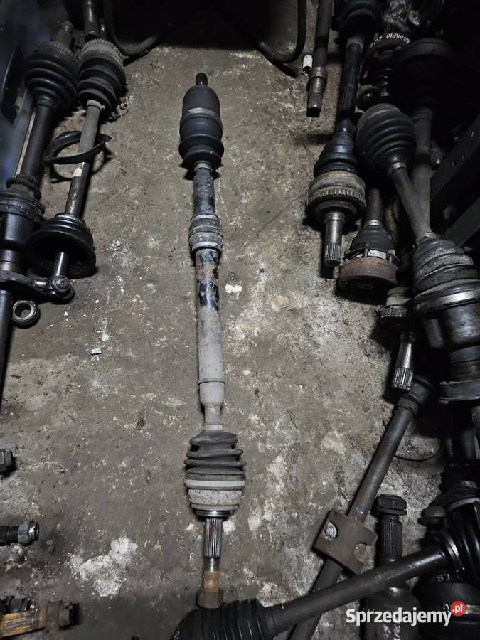 PÓŁOŚ PRAWA DŁUGA NISSAN ALMERA N15 97 16 16V Puławy