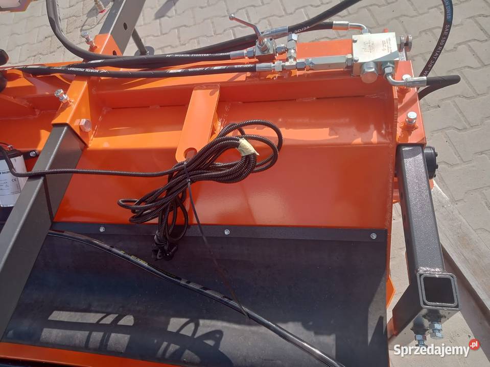 Zamiatarka drogowa 20m firmy Metal Technik Włocławek