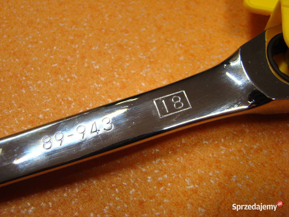 Klucz płaskooczkowy GRZECHOTKA 18 mm Ref 489943 śląskie sprzedam