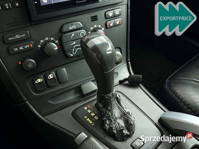 Volvo XC70 24 benz 200 automat 200KM mazowieckie