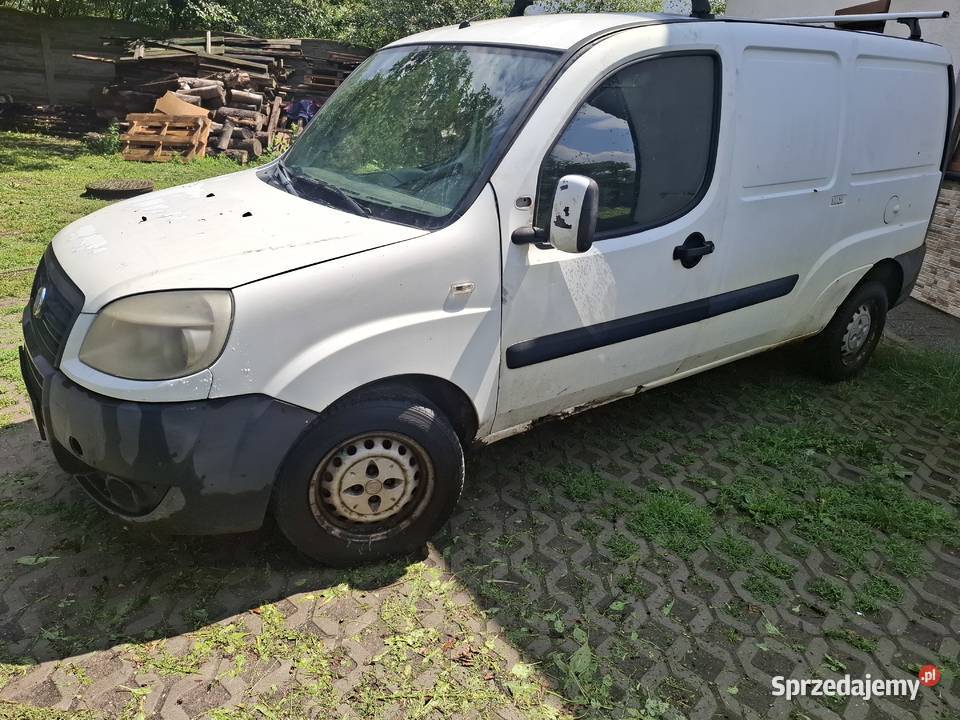 FIAT DOBLO 13 cdti 2009 długa paka LONG Rok produkcji 2009 Kielce