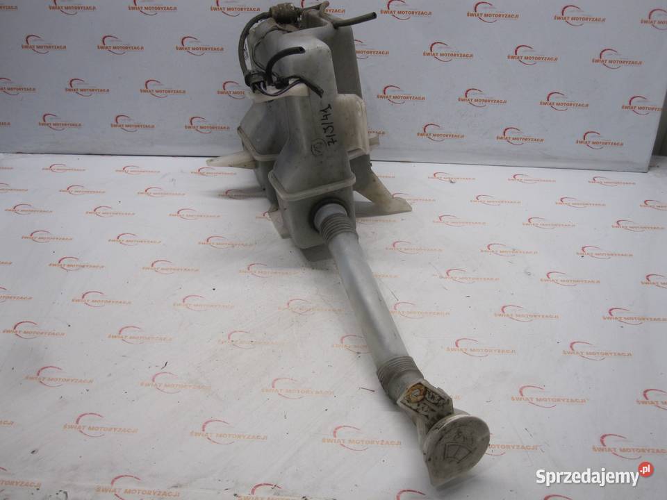 OUTLANDER II 08r zbiorniczek spryskiwaczy sprzedam