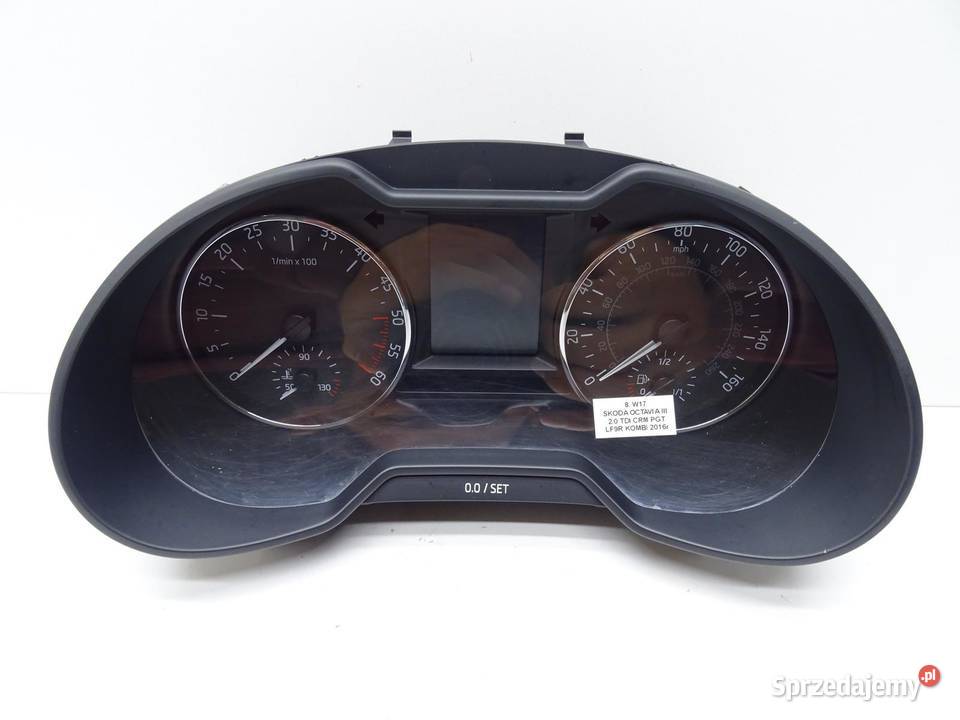 LICZNIK ZEGARY ZEGAR SKODA OCTAVIA III 20 TDI osobowe sprzedam