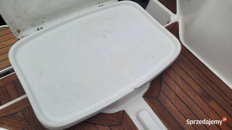 Stolik kokpitowy z laminatu biały mazowieckie sprzedam