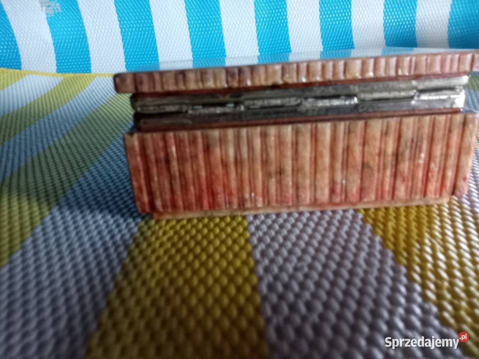 Szkatułkę sprzedam