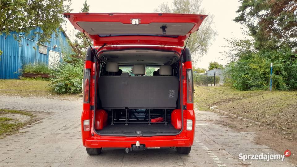 Opel Vivaro 19DCi Passenger Klima Alu Hak 8 osób diesel Nowa Wieś Rzeczna