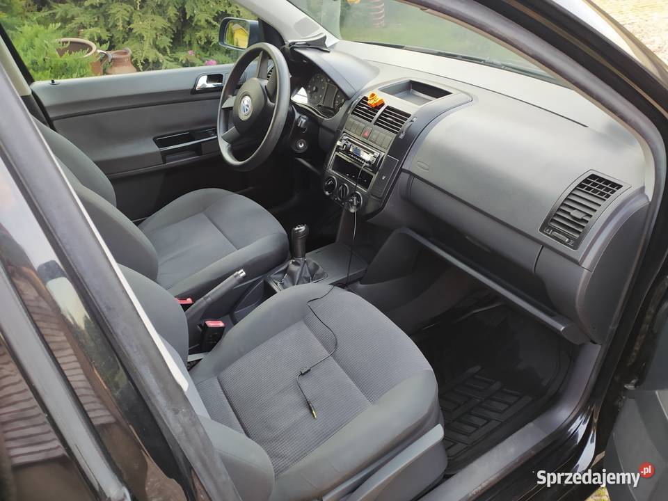 VW Polo 9N 12 benzyna 2002 r 5 drzwiowy Rok produkcji 2002 Polo sprzedam