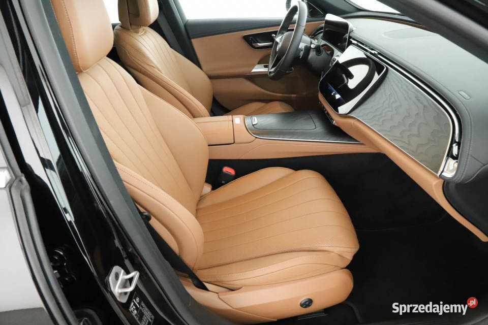 Mercedes E E 220 d 4MATIC klimatyzacja