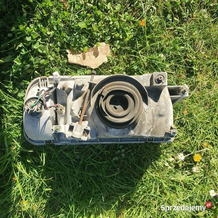 Lampa przednia lewa Suzuki Vitara ori Koito 8897 małopolskie
