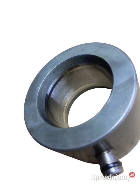 TULEJA PODAJĄCA 04389539 DEUTZFAHR AGROSTAR 621 Kielce