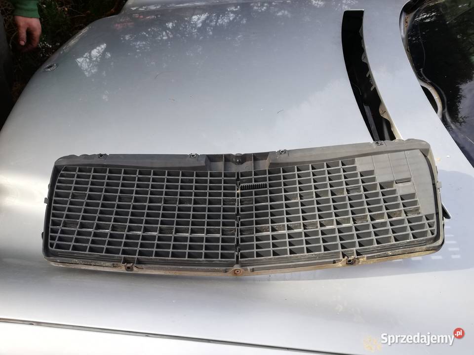 Atrapa grill mercedes w210 części blacharskie Stary Sącz