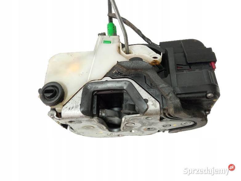 ZAMEK DRZWI TYŁ PRAWY KOMBI Opel Astra IV 2009 J