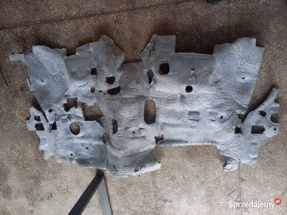 wykładzina ściany grodziowej toyota yaris III 1 osobowe