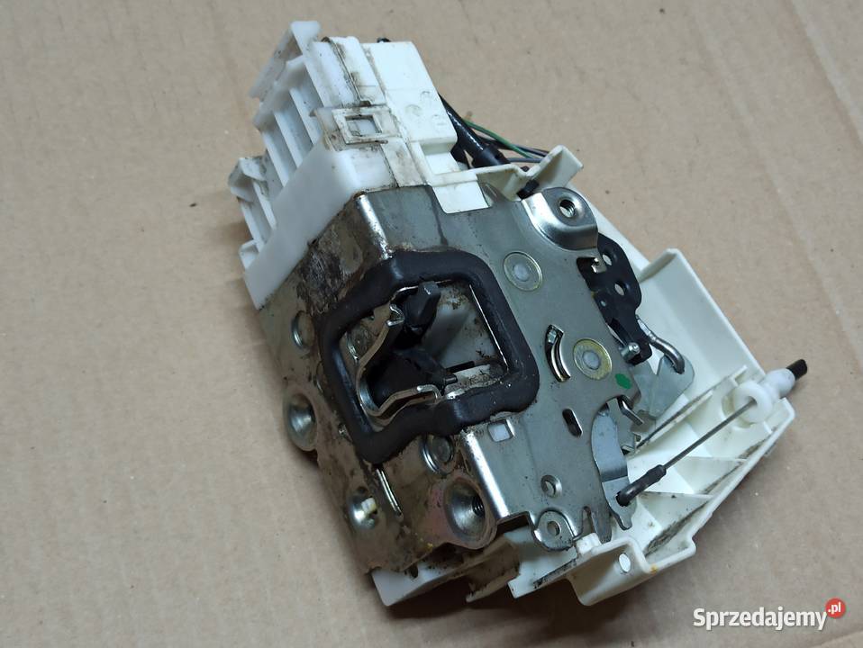 MERCEDES W169 AKLASA Zamek drzwi lewy dolnośląskie