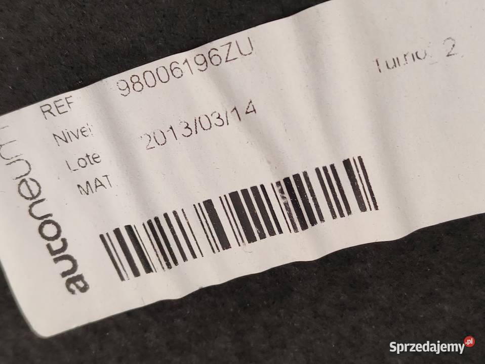 Boczek Tapicerka Bagażnika Prawa Citroen C Pleszew