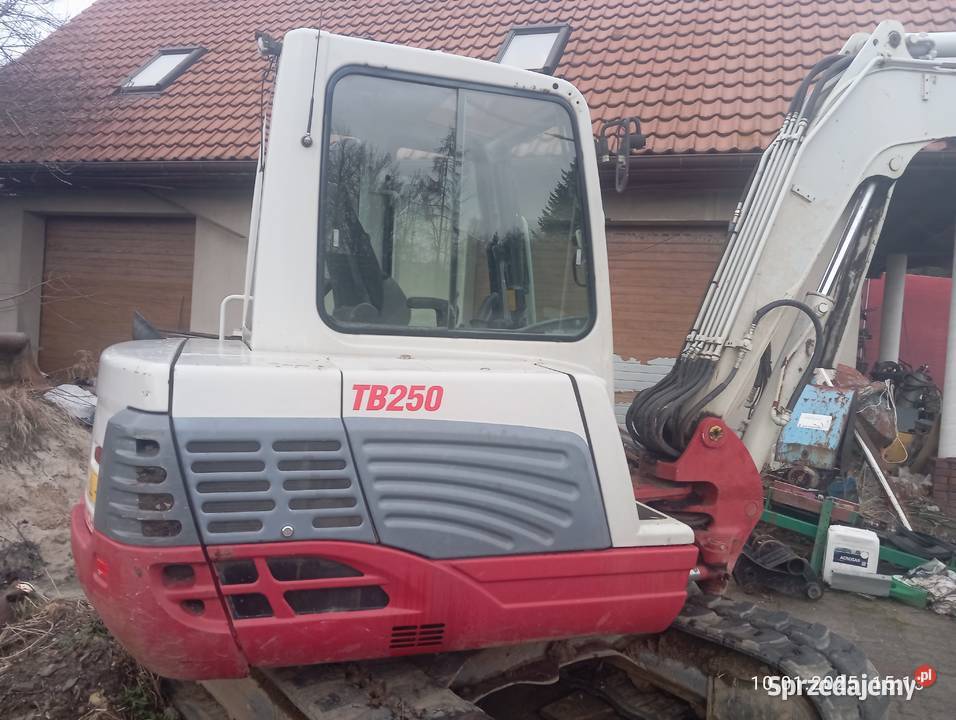 KOPARKA TAKEUCHI TB250 2017r fak na 2024r Brzezinka