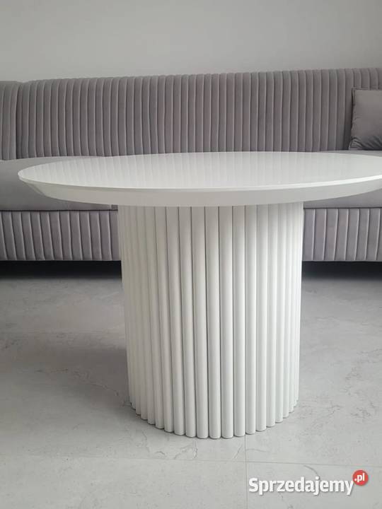 Stolik kawowy z kolekcji FUNDIO ława lameleAKANT