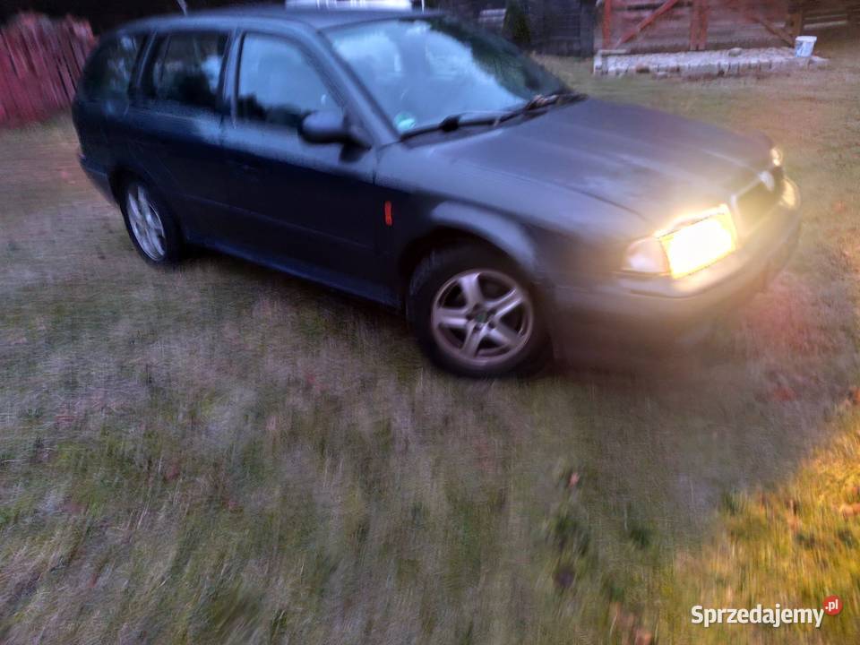 Skoda Octavia 16 benzyna 2000 Dąbie