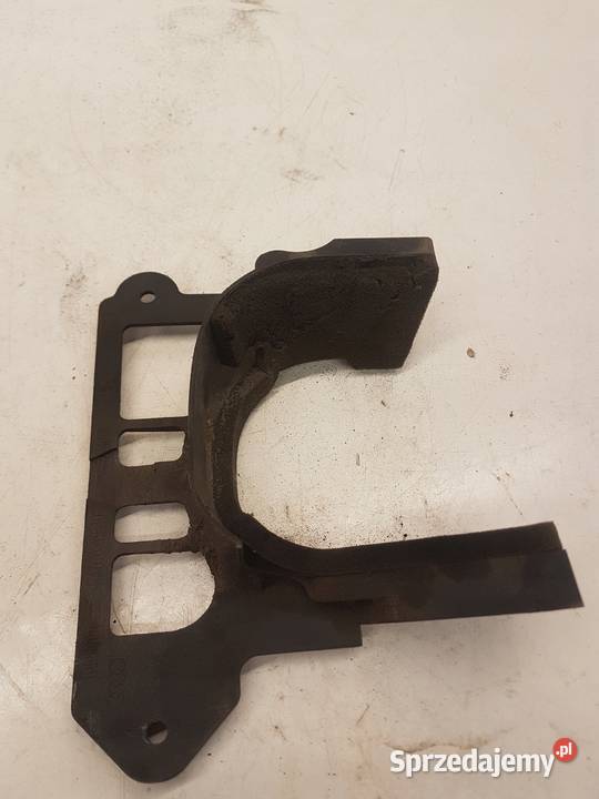 OSŁONA PÓŁOSI PRAWA AUDI A6 C7 4G0863190 Przystajń