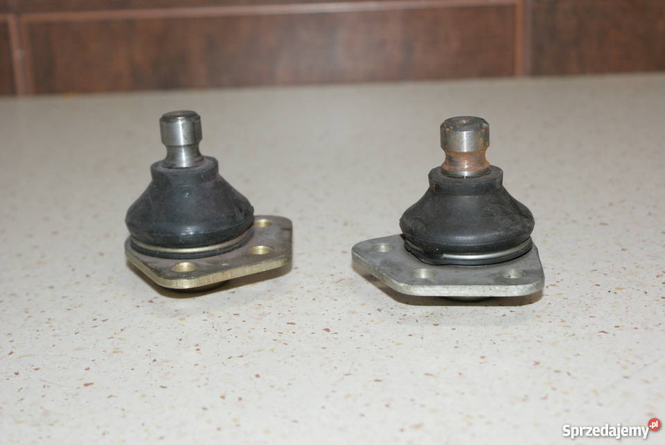 Sworzeń wahacza przód LP dolny 15mm VW GOLF Białobrzegi sprzedam