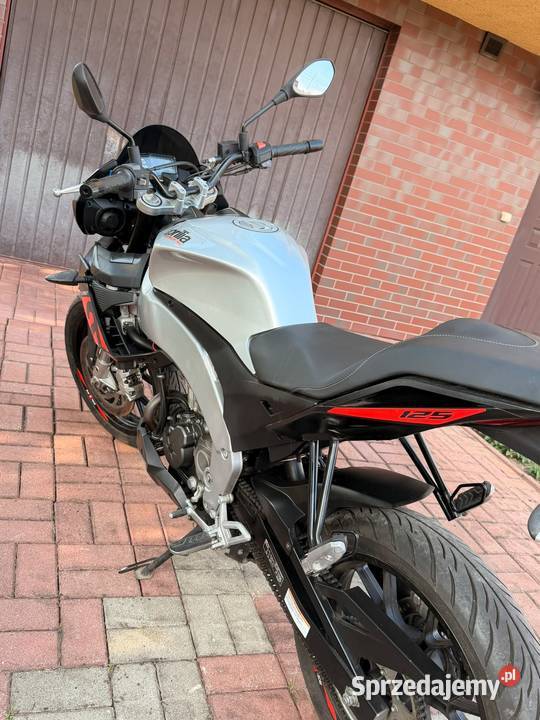 Motocyk Aprilia Tuono 125 ABS kat B