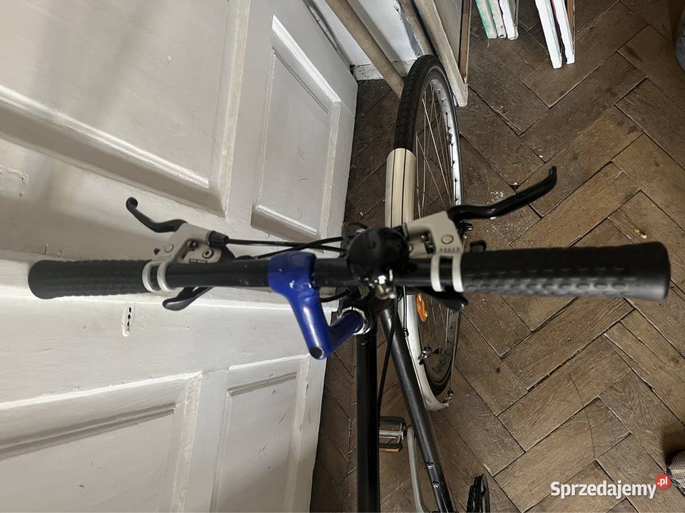 Rower czarny trekingowy miejski Falck Kraków