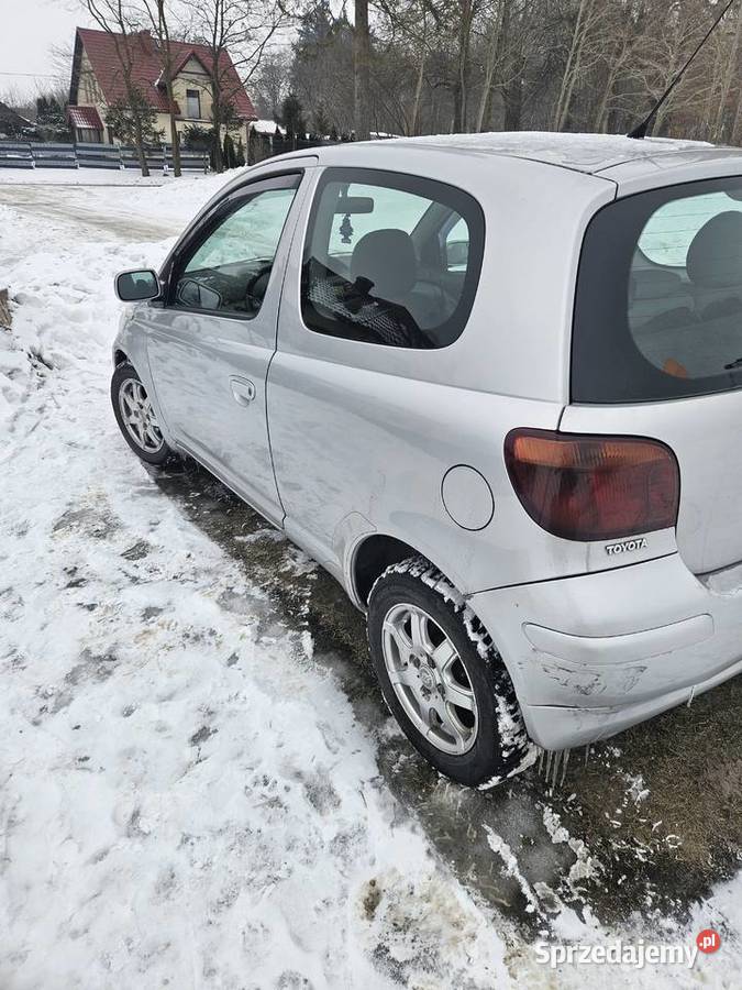 na sprzedaż ekonomiczny samochód