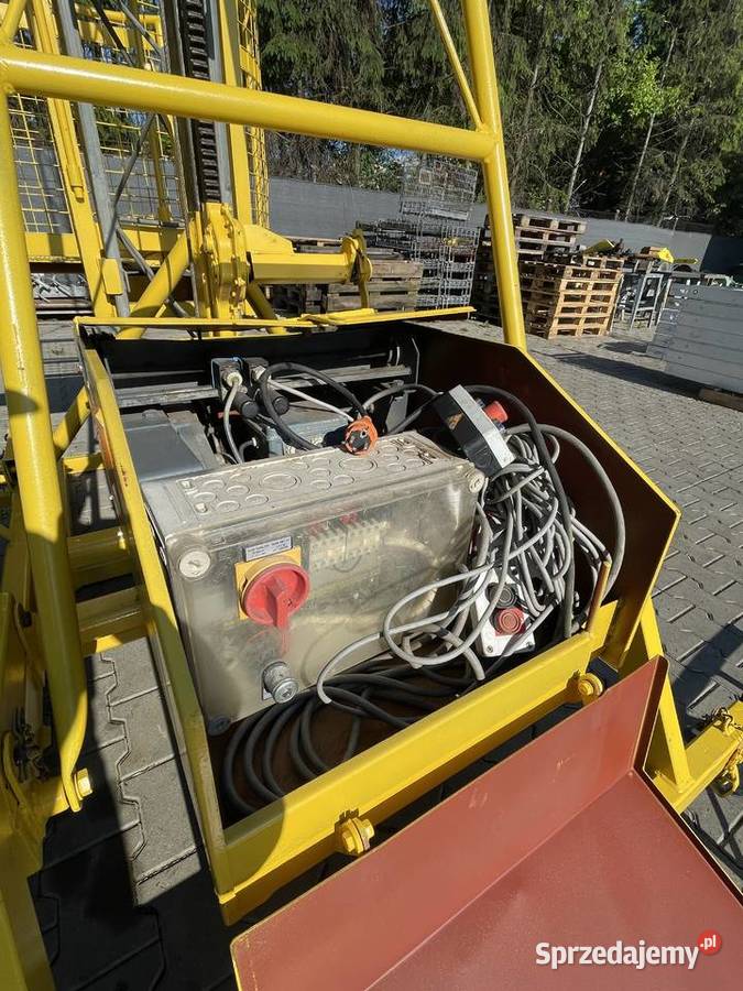 Winda Budowlana wyciąg HERZOG Junior 200 Pozostałe wielkopolskie Ślesin