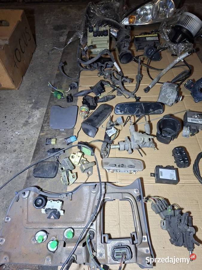 Ford focus mk1 23 benzyna sprzedam