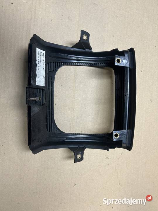 Obudowa kolumny kierowniczej Passat b5 Grudziądz