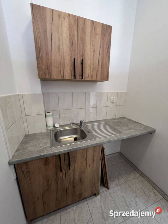 Na sprzedaż lokal biurowy z Najemcą Ilość pomieszczeń 3 Wrocław sprzedam