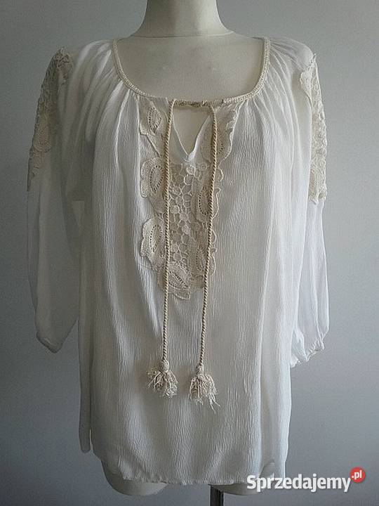 Bluzka Kremowa Zdobiona Koronką w stylu Boho Bluzki i koszule Łomża sprzedam