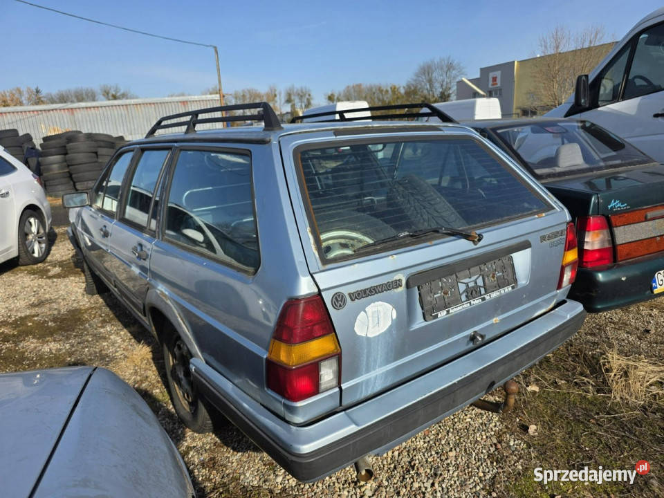 Volkswagen Passat 18 Benzyna 82 Variant Trophy