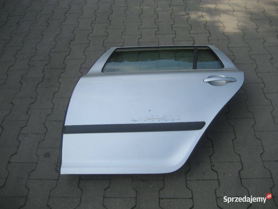skoda octavia ii 2 0408r drzwi tył lewe kombi osobowe