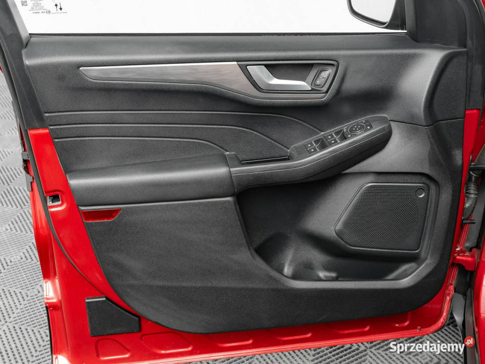 Ford Kuga WD8458S25 FHEV FWD Titanium Podgrzf światła do jazdy dziennej Pępowo