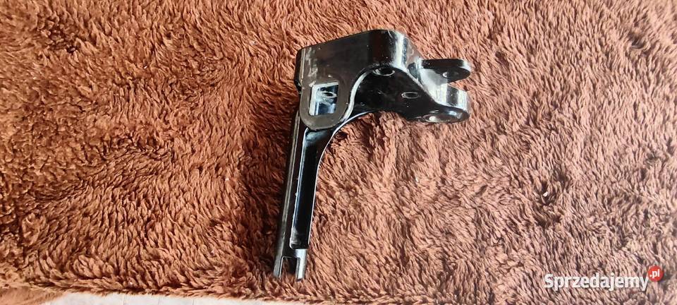 Harley FXS FXSTB FXSTC FXCWC set prawy mocowanie Orzesze