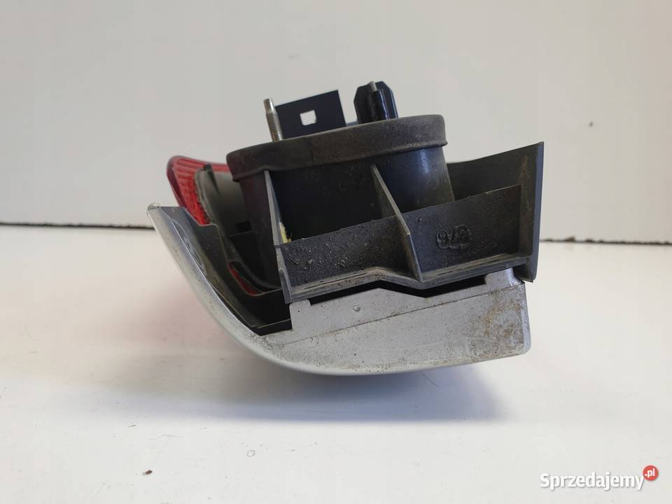 LAMPA Volvo 850 KOMBI TYLNA PRAWA prawy tył osobowe Rudka