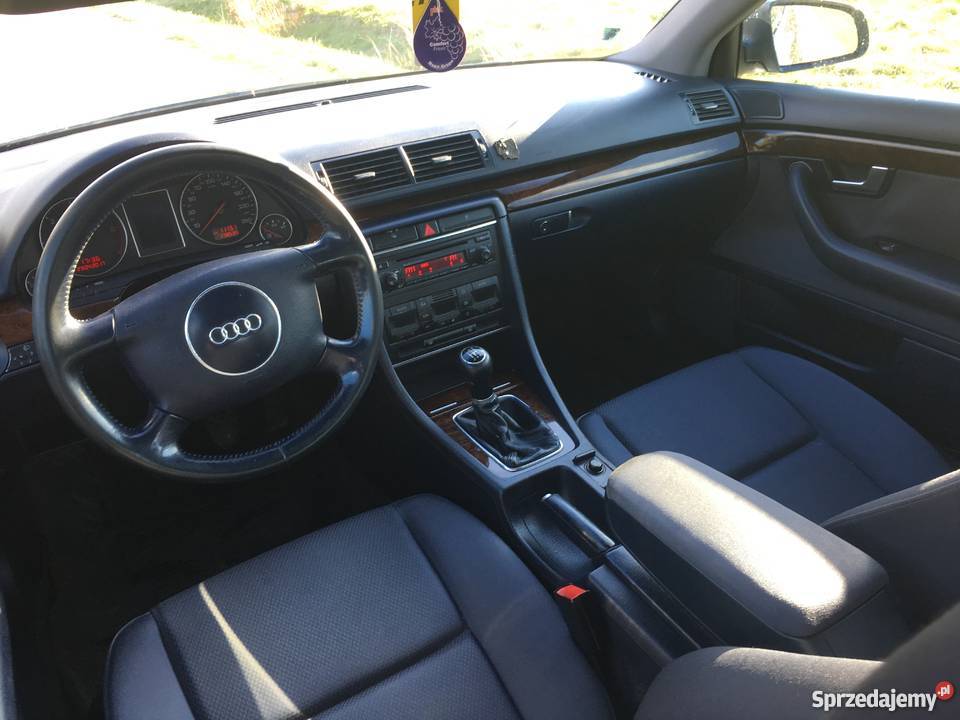 Audi A4 B6 Małysz 19TDI 131 xenonklima alu Rok produkcji 2000 A4 Skarżysko-Kamienna