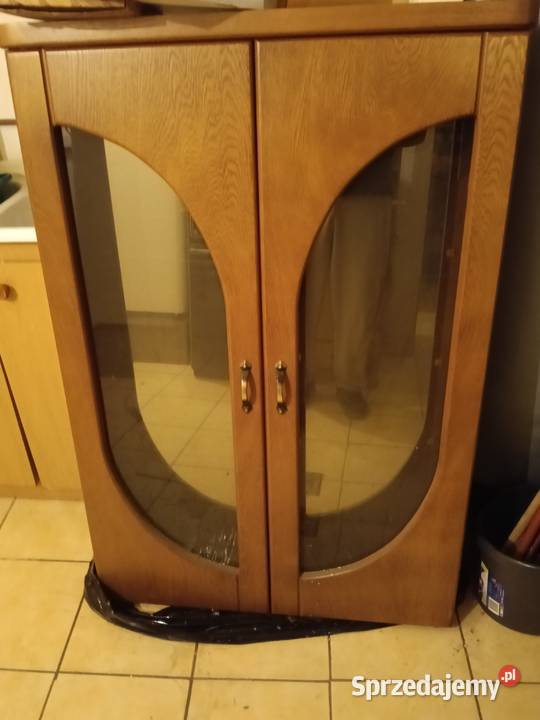 witryna z szybą i lustrem Kraków