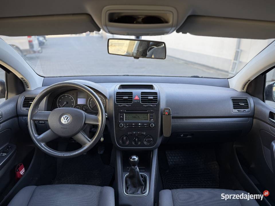 Volkswagen Golf V 16 Trendline 2005r GAZ Golf Jarosław
