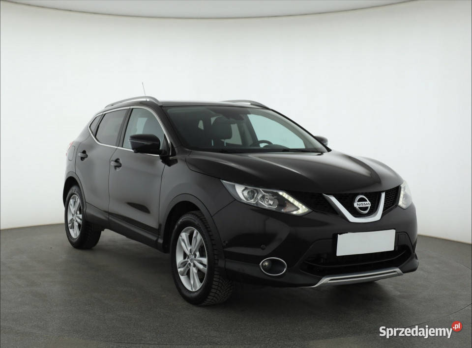 Nissan Qashqai 12 DIGT światła LED Qashqai Piaseczno