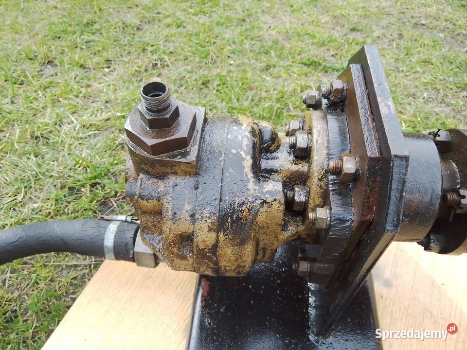 Pompa hydrauliczna wałek flansza przystawka Namysłów sprzedam