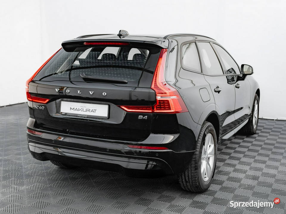 Volvo XC 60 DW8TM28B4 B ESSENTIAL Czcof LED 2 Gdańsk