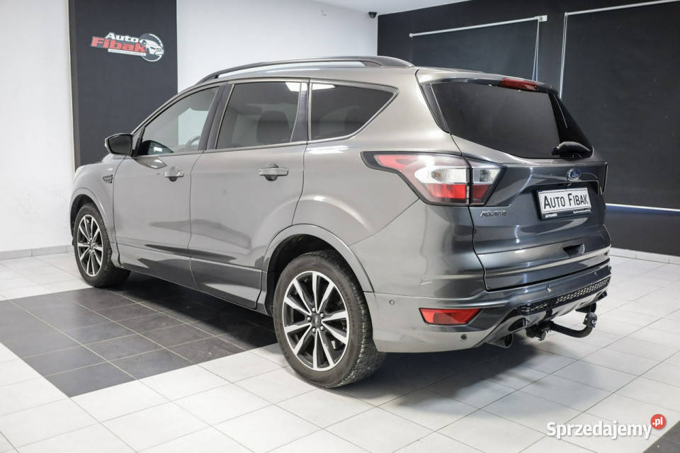 Ford Kuga 20 TDCI150STLinePanoramaKameraHak II Kuga