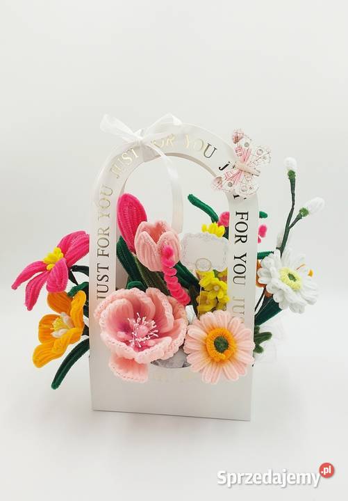 Flower box z kwiatami z drucików chenilowych Trzebnica