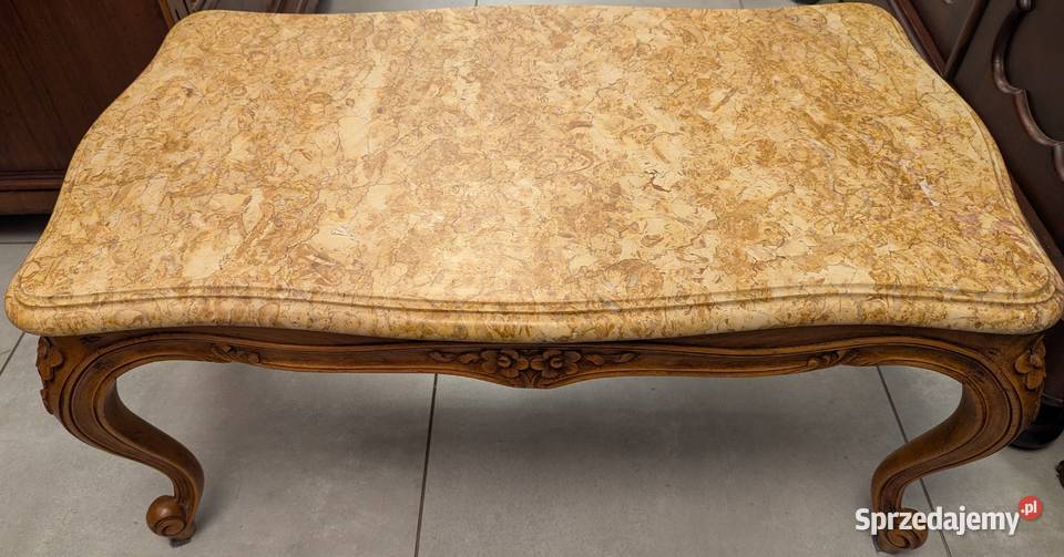 Piękny orzechowy stolik ludwikowski z marmurem Meble Dąbrowa Górnicza